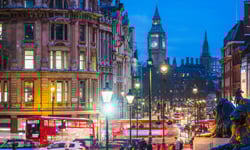 Central London offices draw rising investment