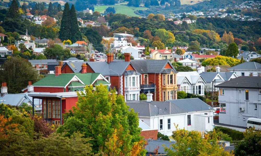 Wealthy Americans flee US housing market for New Zealand
