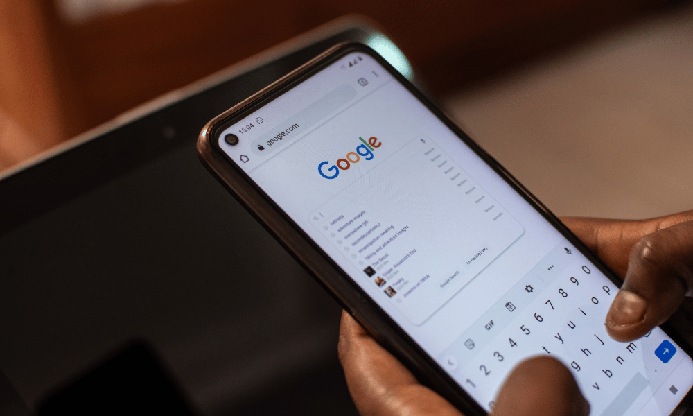 Google weighs up a jump into online real estate listings