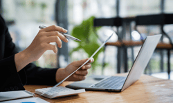 Bank delays stretch mortgage wait times to 10 days