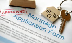 Mortgage applications nosedive as rates soar above 6.5%